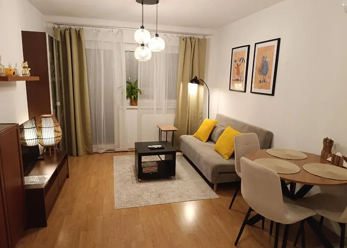 Apartmán S Parkovanim, Balkonom, Klimatizaciou, Free Parking